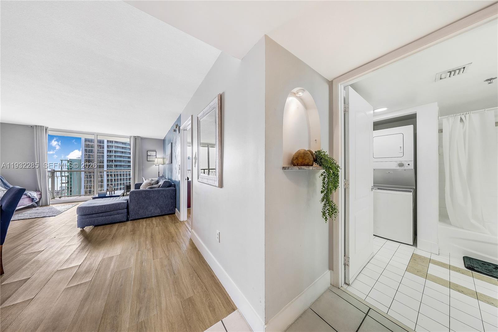 1200 Brickell Bay Dr 2903