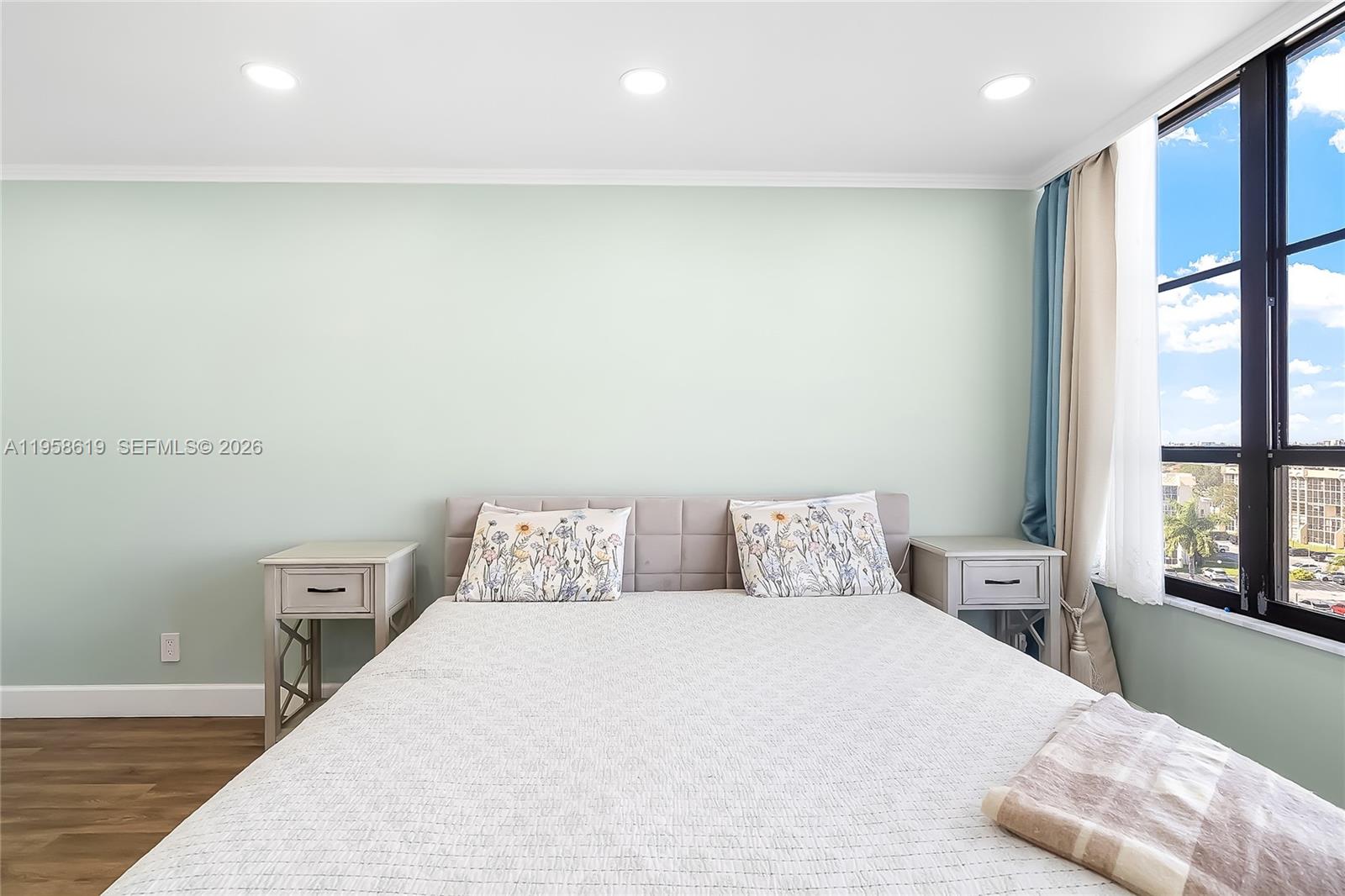 OLYMPUS CONDO - Residential