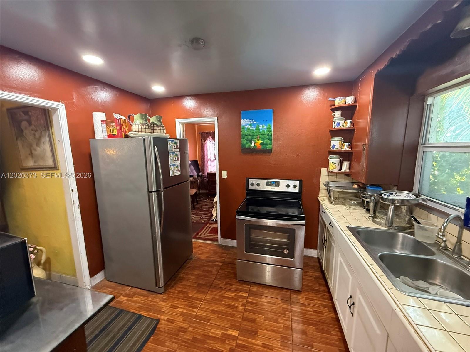 COLLEGE TRACT FIRST ADD - Residential