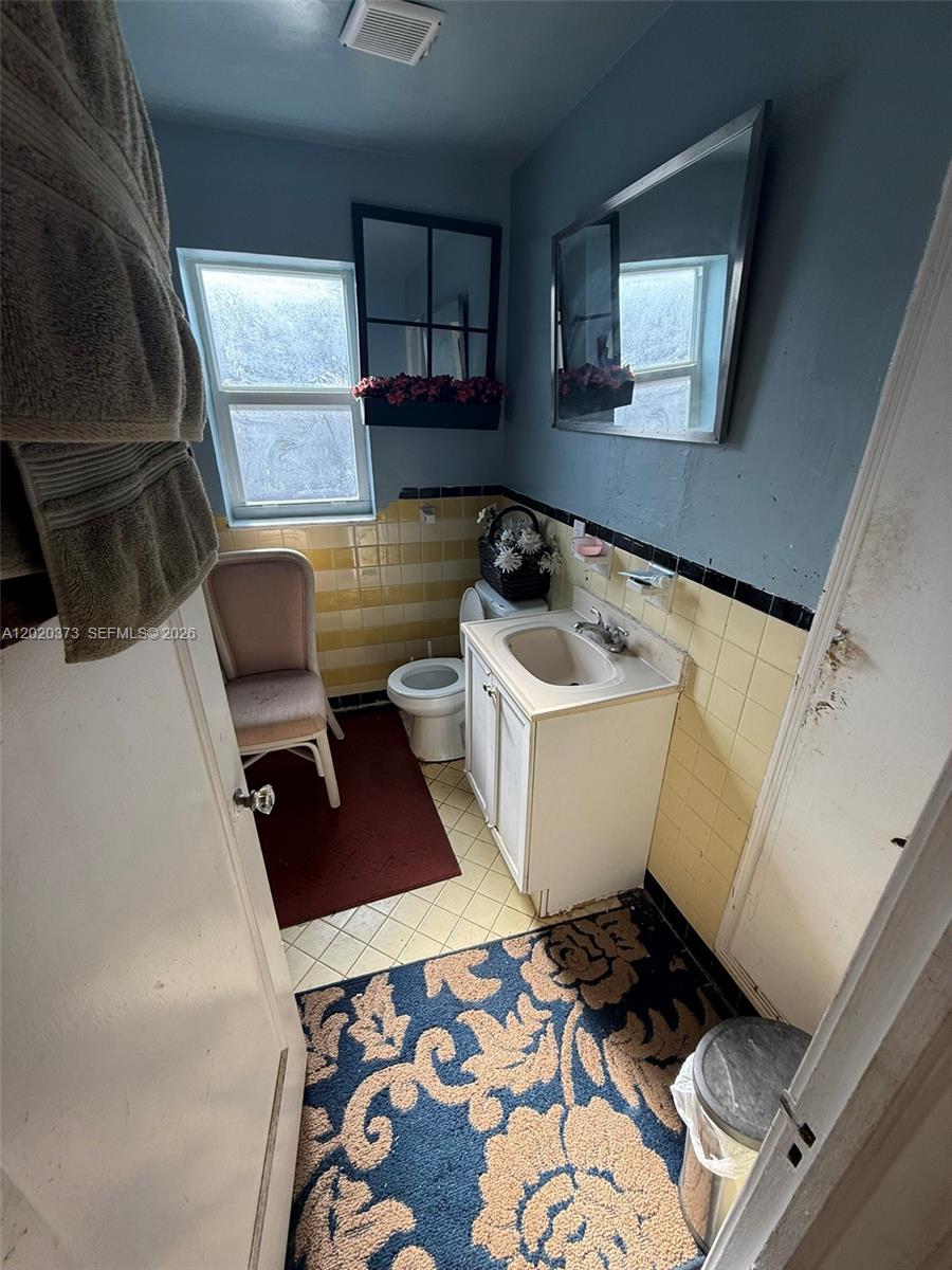 COLLEGE TRACT FIRST ADD - Residential