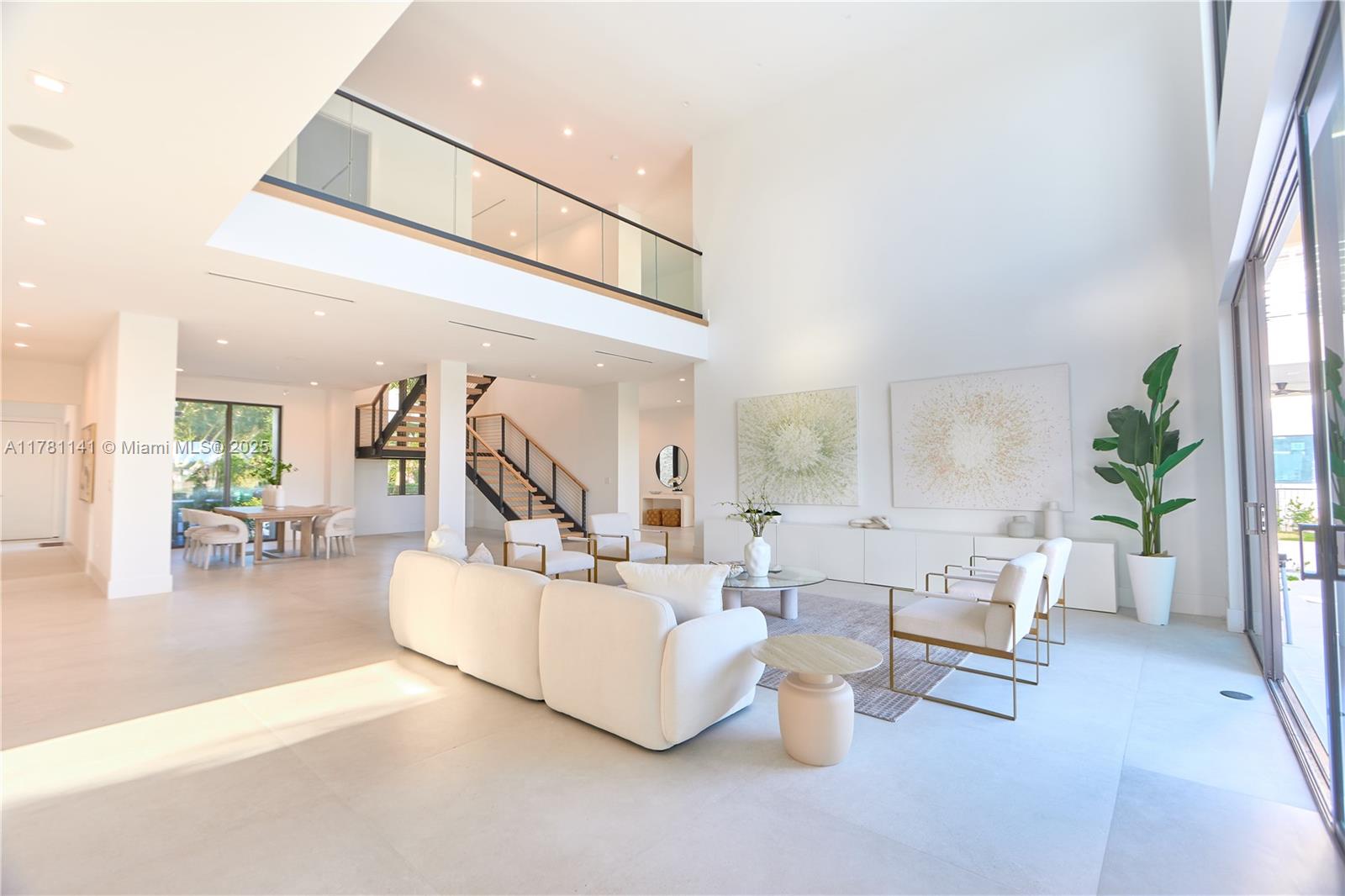 HERON BAY EAST - Residential