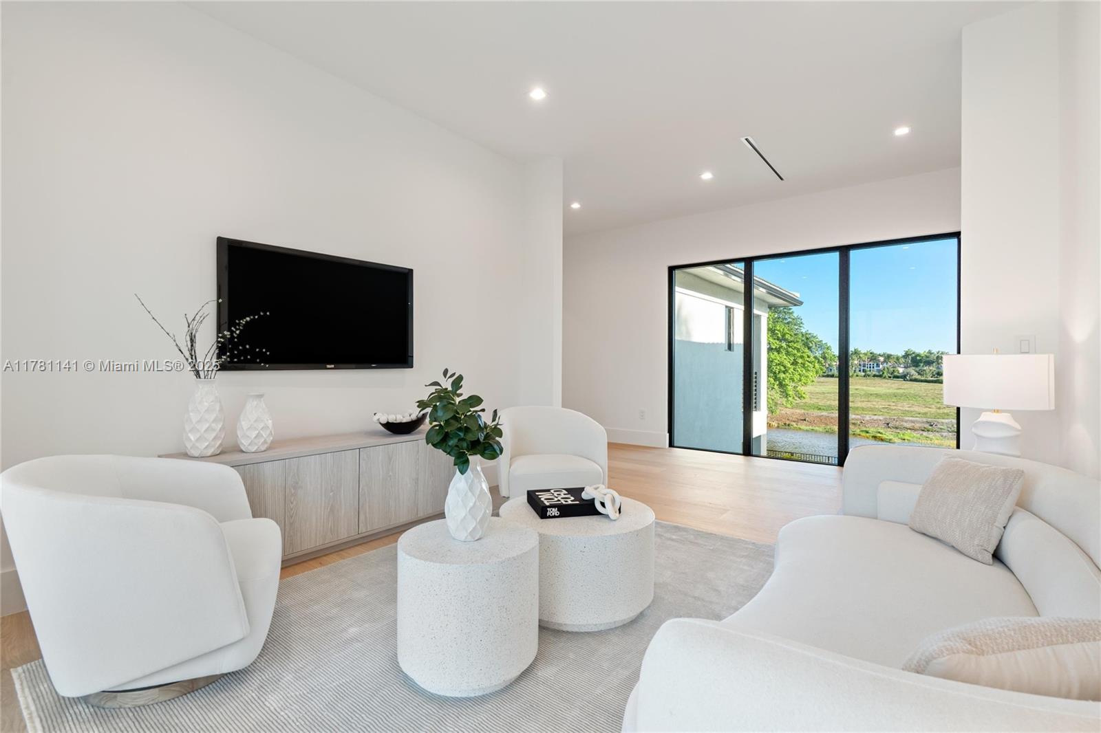 HERON BAY EAST - Residential