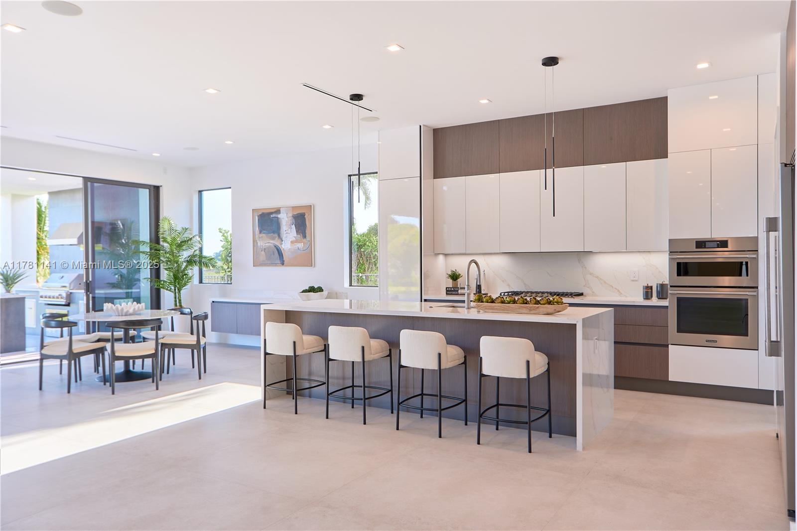 HERON BAY EAST - Residential