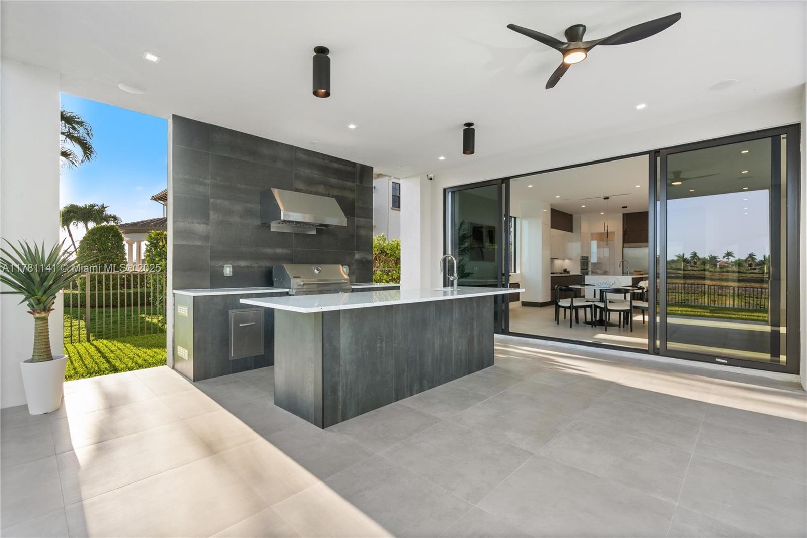 HERON BAY EAST - Residential