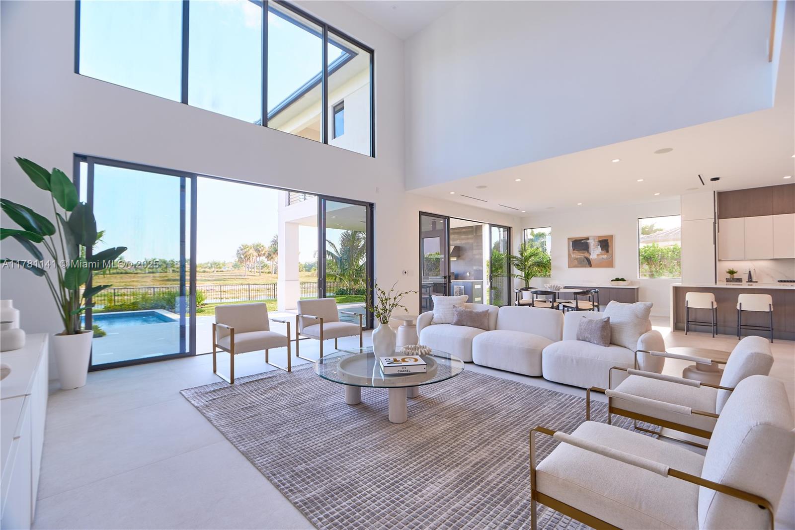 HERON BAY EAST - Residential