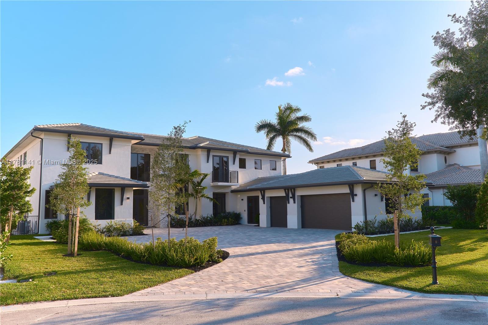 HERON BAY EAST - Residential