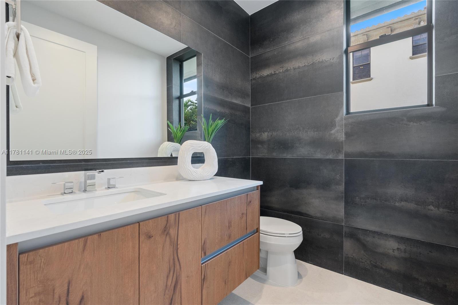 HERON BAY EAST - Residential