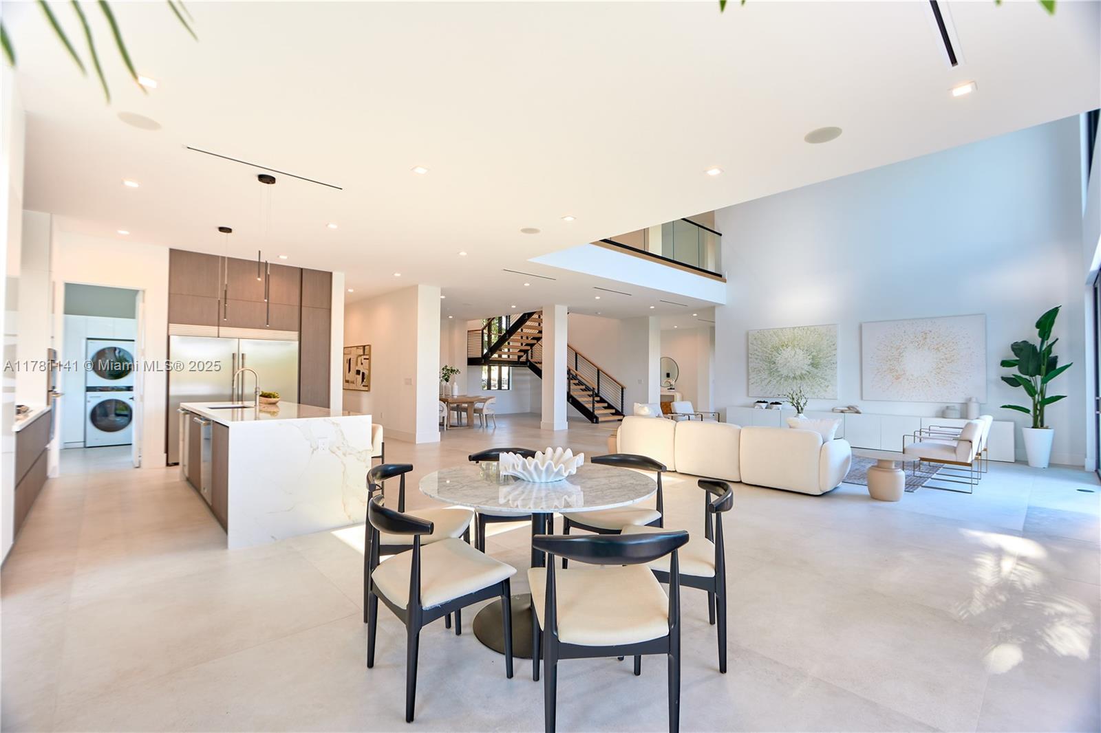 HERON BAY EAST - Residential