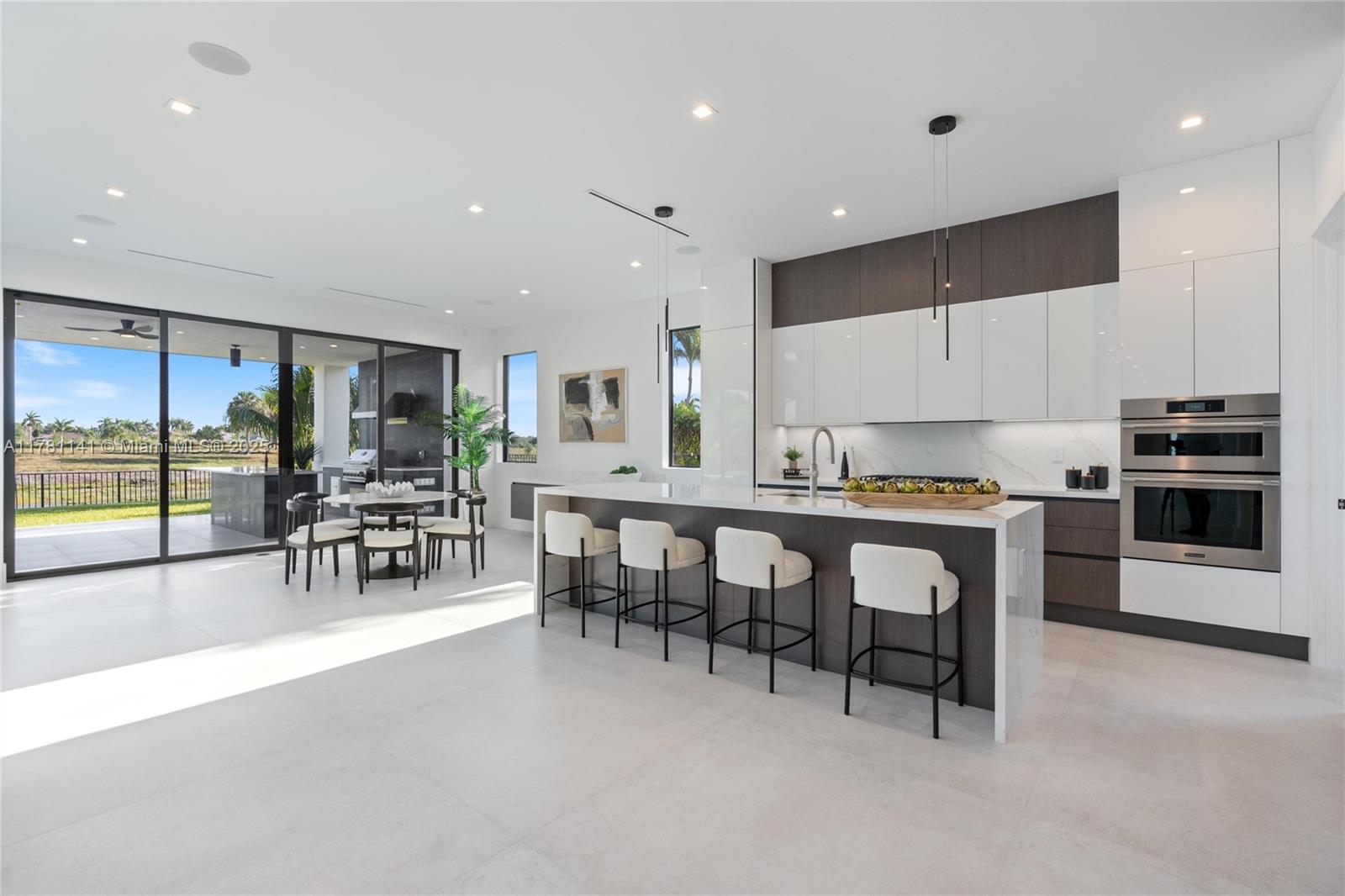 HERON BAY EAST - Residential