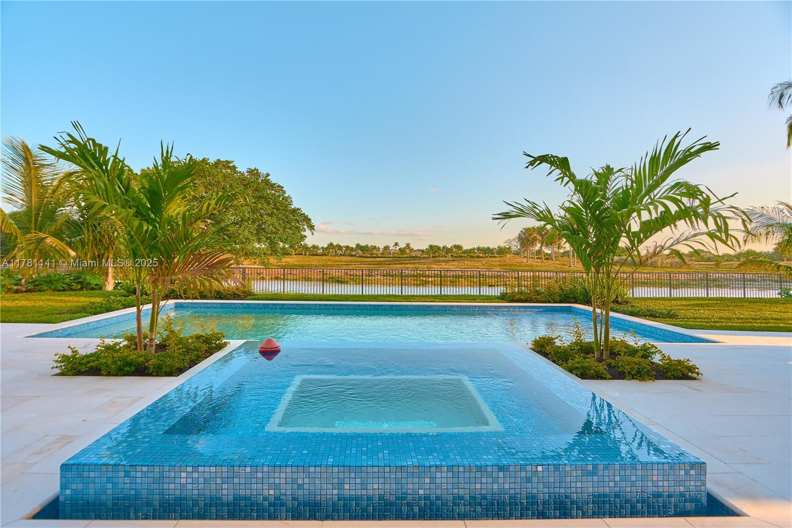 HERON BAY EAST - Residential