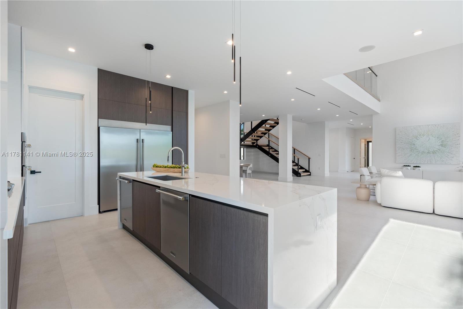 HERON BAY EAST - Residential