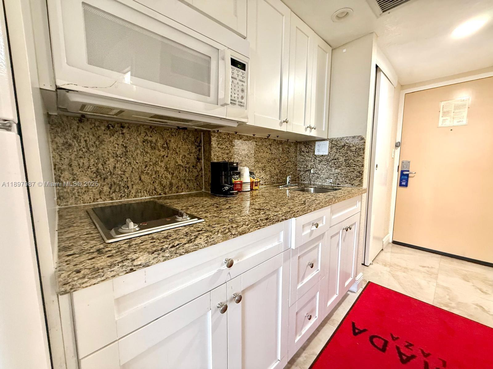 THE AVENTURA BEACH CLUB C - Residential