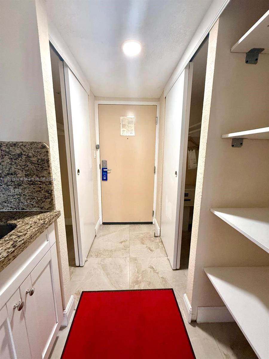 THE AVENTURA BEACH CLUB C - Residential