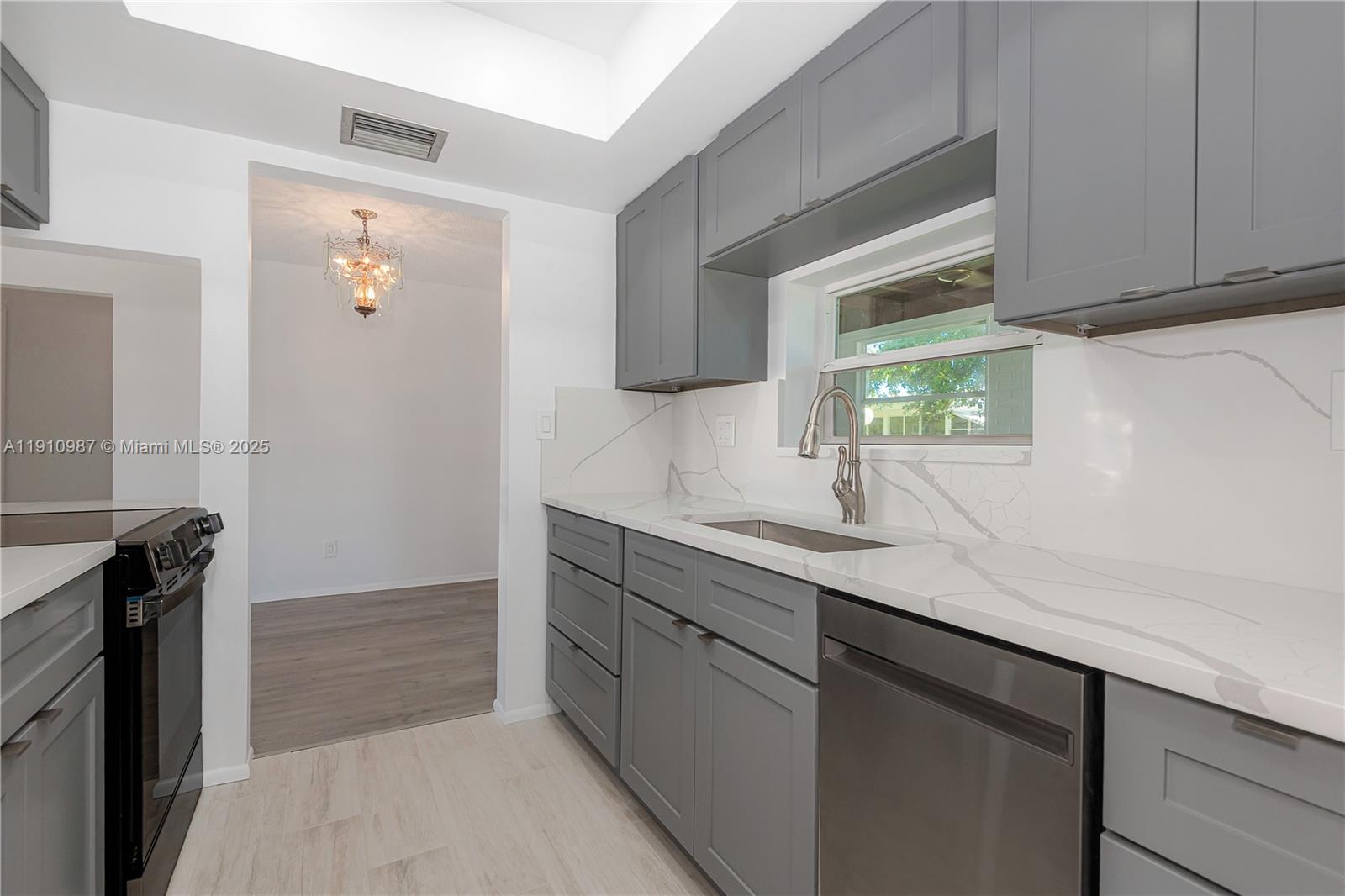 LEISUREVILLE SECOND SEC - Residential