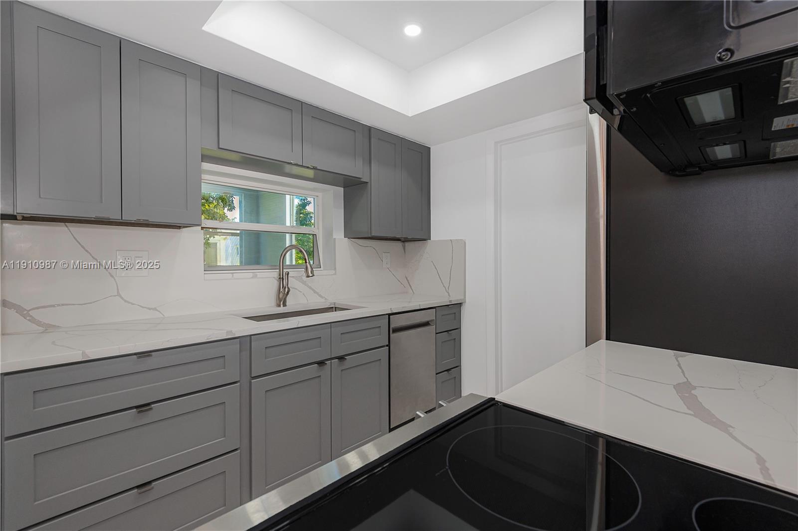 LEISUREVILLE SECOND SEC - Residential