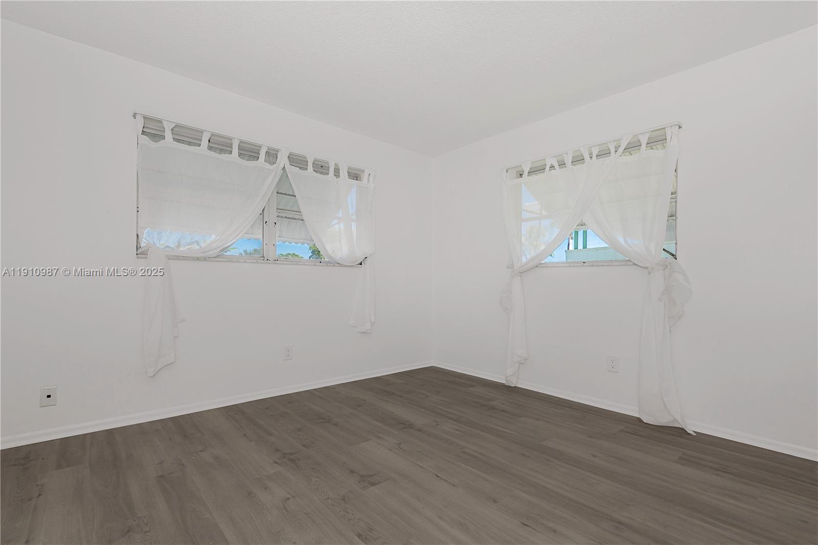 LEISUREVILLE SECOND SEC - Residential