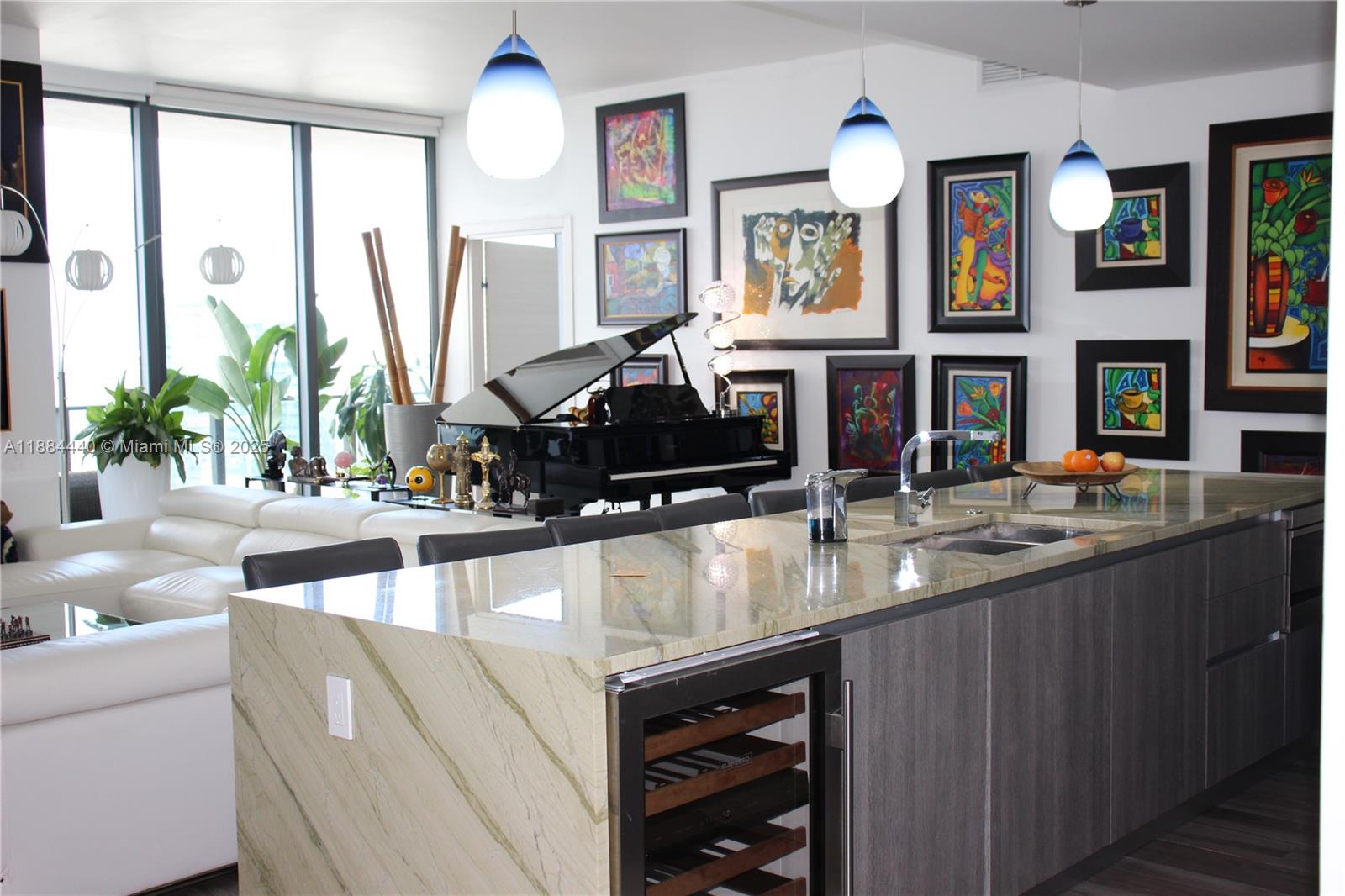 801 SMA RESIDENCES CONDO - Residential