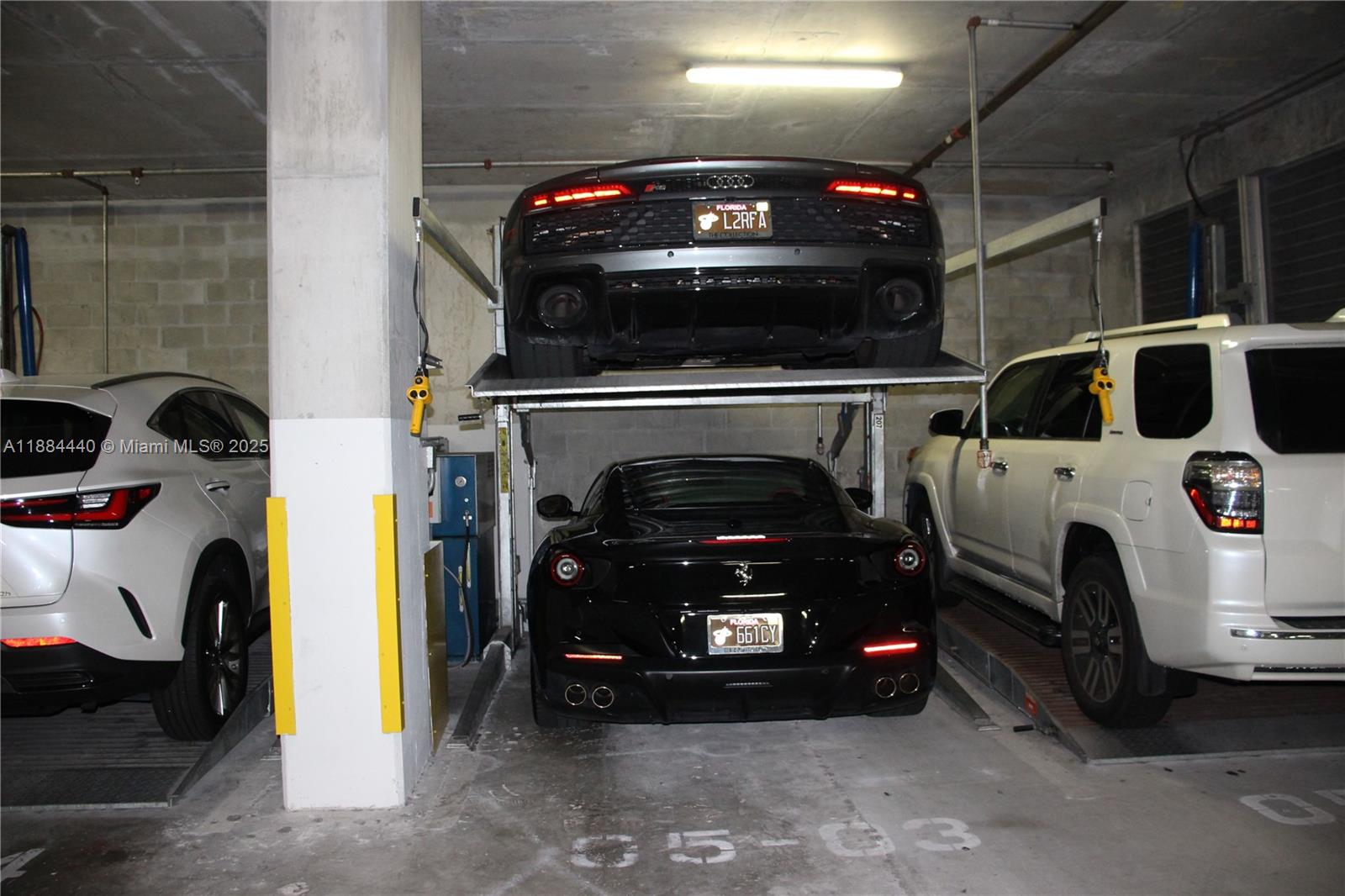 801 SMA RESIDENCES CONDO - Residential