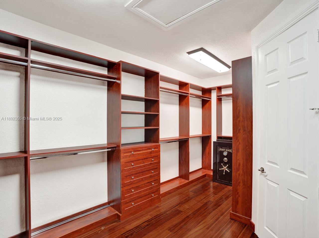 Woodbridge Ranches - Residential