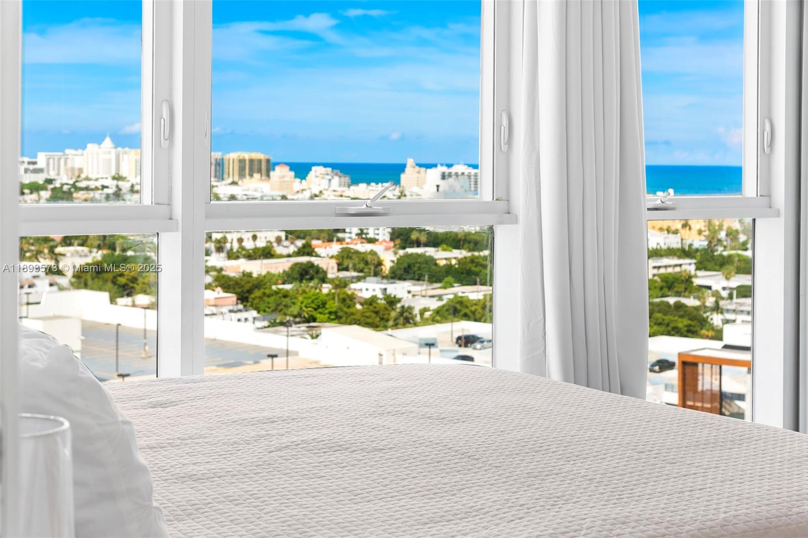 ICON CONDO - Residential Lease