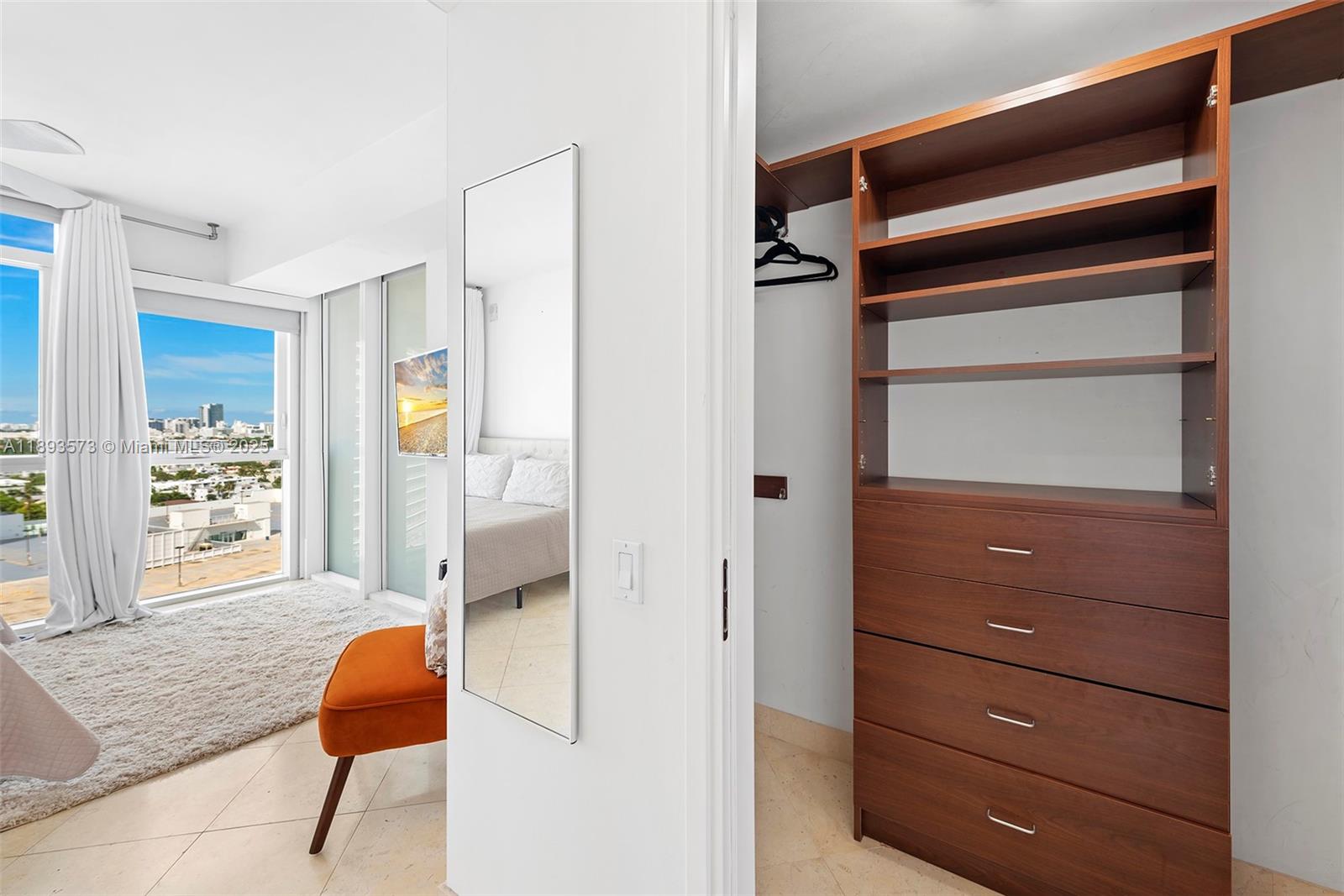 ICON CONDO - Residential Lease