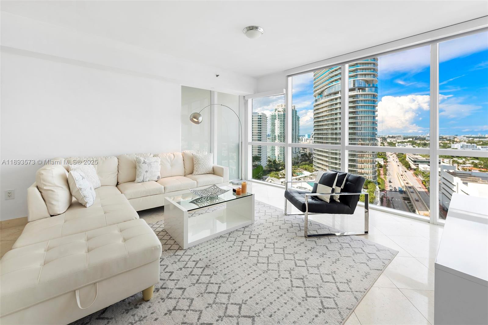 ICON CONDO - Residential Lease