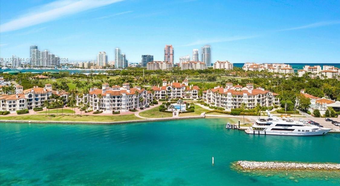 BAYSIDE VILLAGE EAST - Residential