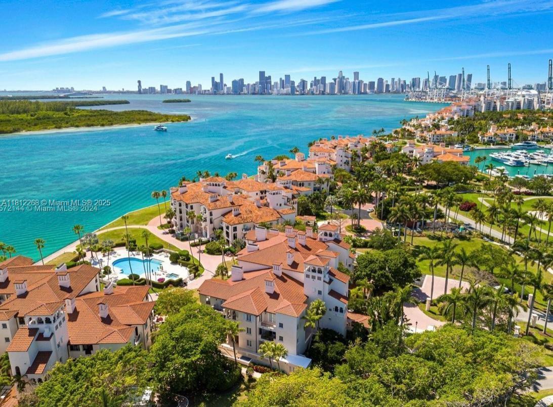 BAYSIDE VILLAGE EAST - Residential