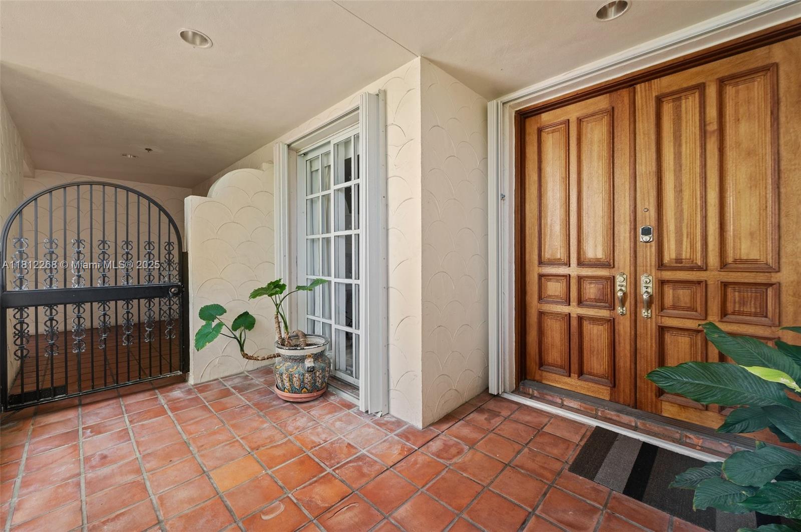 BAYSIDE VILLAGE EAST - Residential