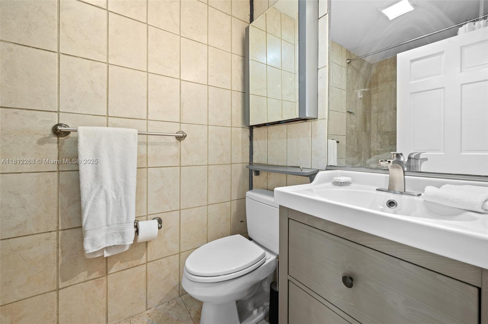 BAYSIDE VILLAGE EAST - Residential