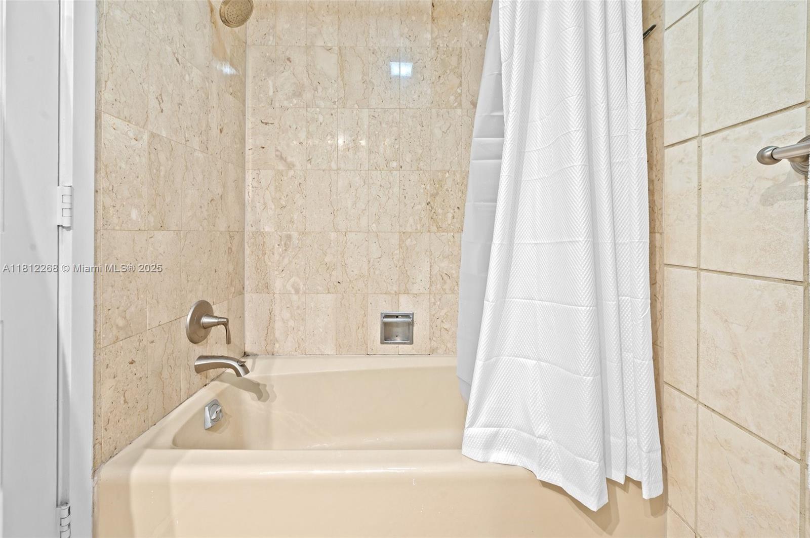 BAYSIDE VILLAGE EAST - Residential