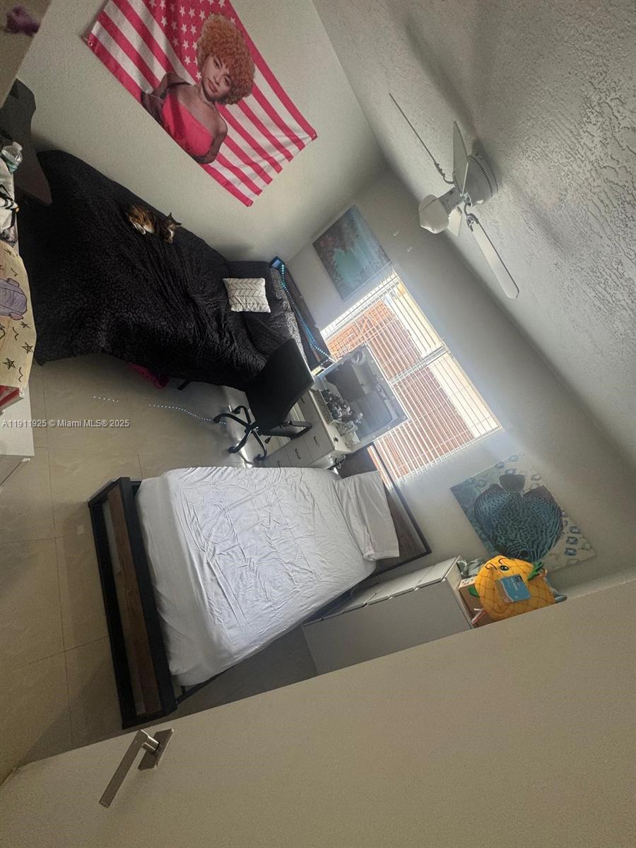 CALUSA CLUB ESTATES 4TH A - Residential