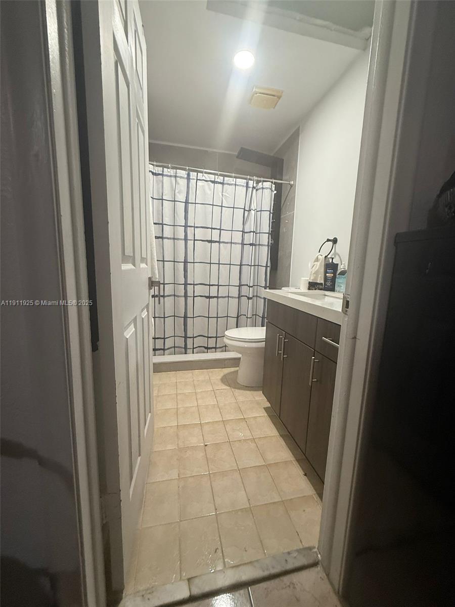 CALUSA CLUB ESTATES 4TH A - Residential