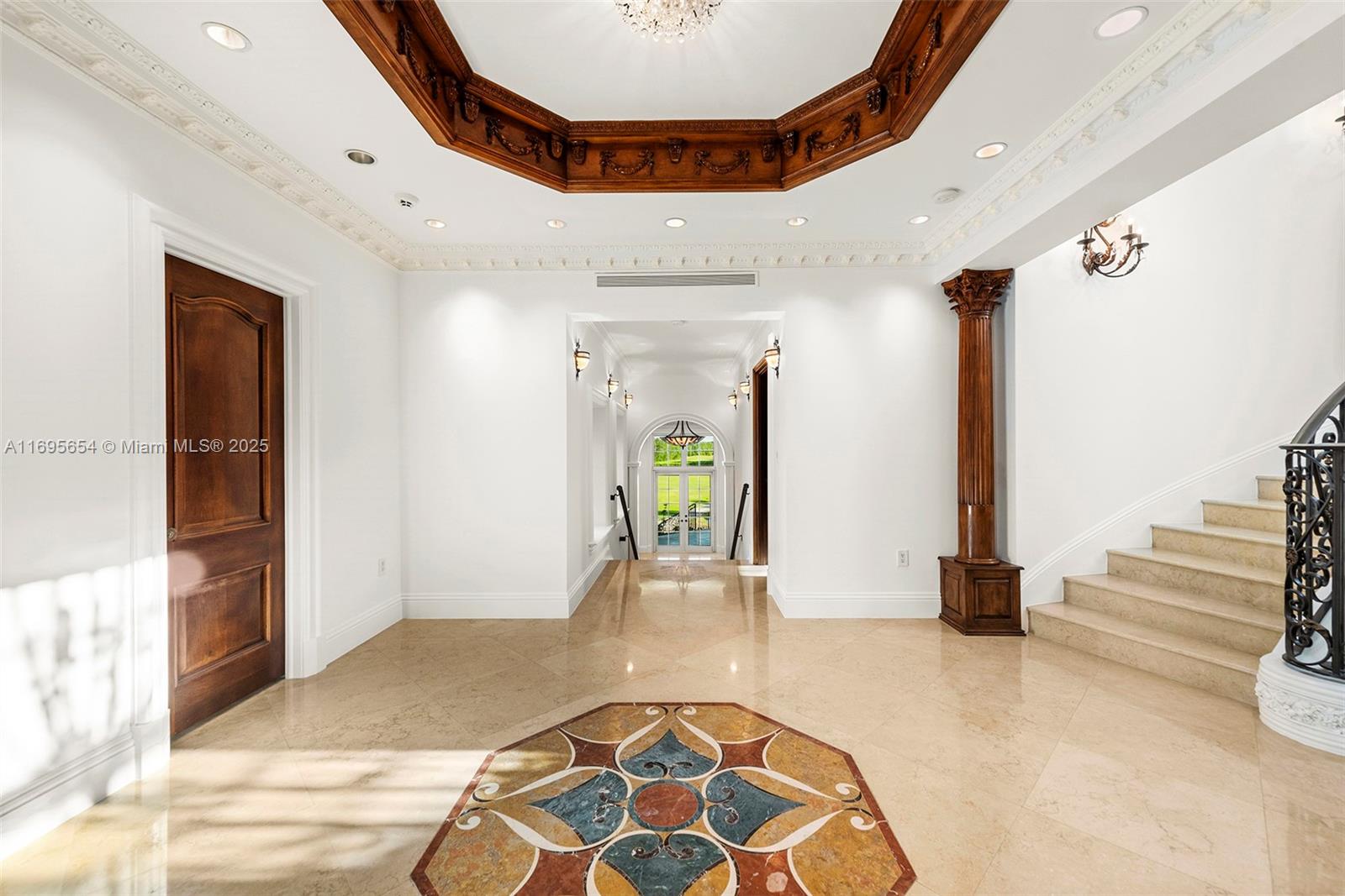 DEERING BAY ESTATES - Residential
