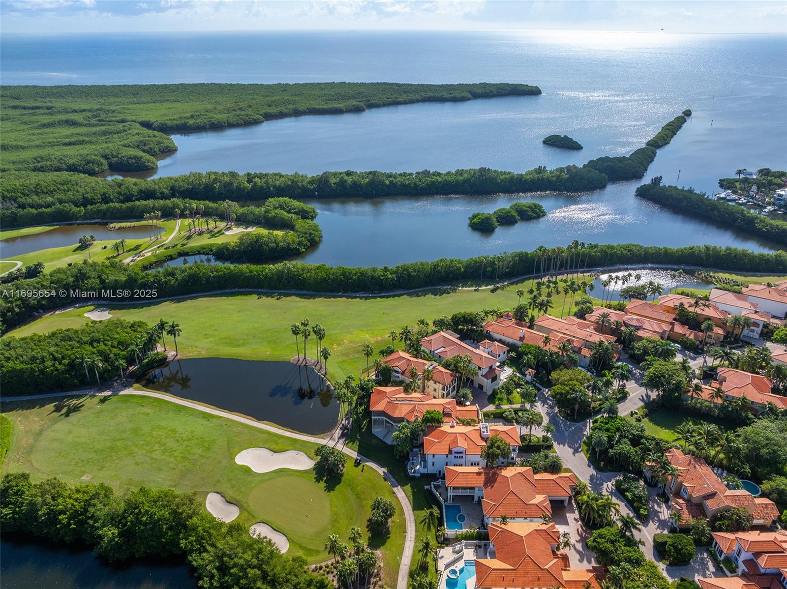 DEERING BAY ESTATES - Residential