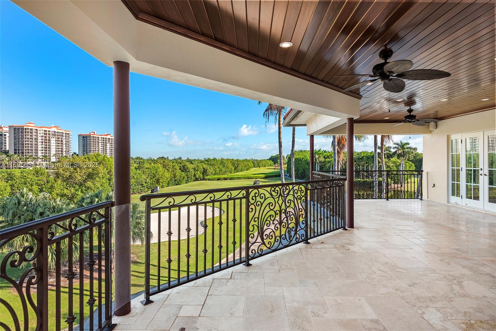 DEERING BAY ESTATES - Residential