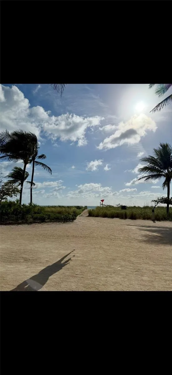 Bal Harbour, Florida 33154, United States, 3 Bedrooms Bedrooms, ,3 BathroomsBathrooms,Residential,Active,119527