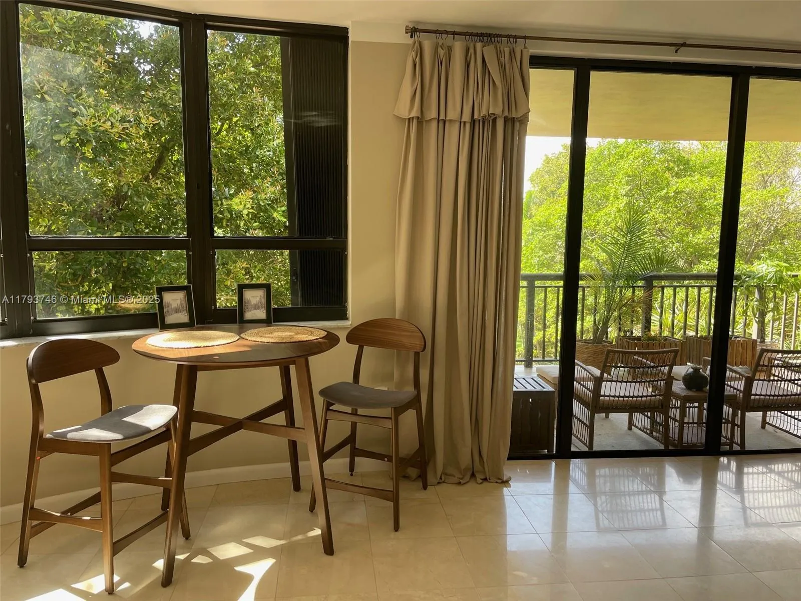 Bal Harbour, Florida 33154, United States, 3 Bedrooms Bedrooms, ,3 BathroomsBathrooms,Residential,Active,119527