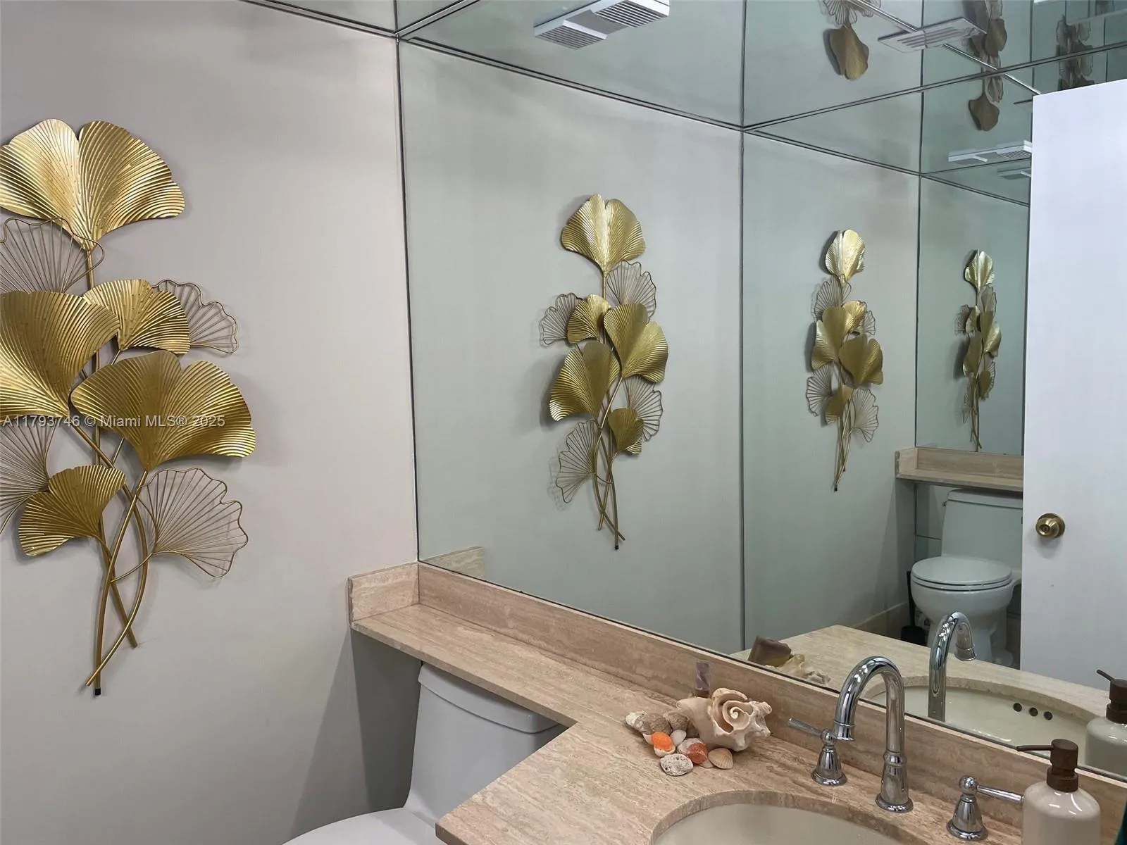 Bal Harbour, Florida 33154, United States, 3 Bedrooms Bedrooms, ,3 BathroomsBathrooms,Residential,Active,119527