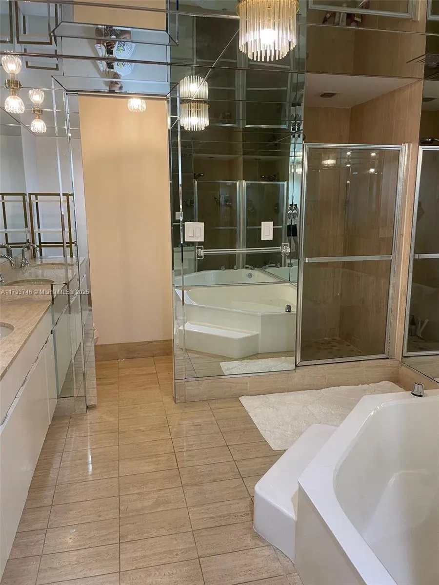 Bal Harbour, Florida 33154, United States, 3 Bedrooms Bedrooms, ,3 BathroomsBathrooms,Residential,Active,119527