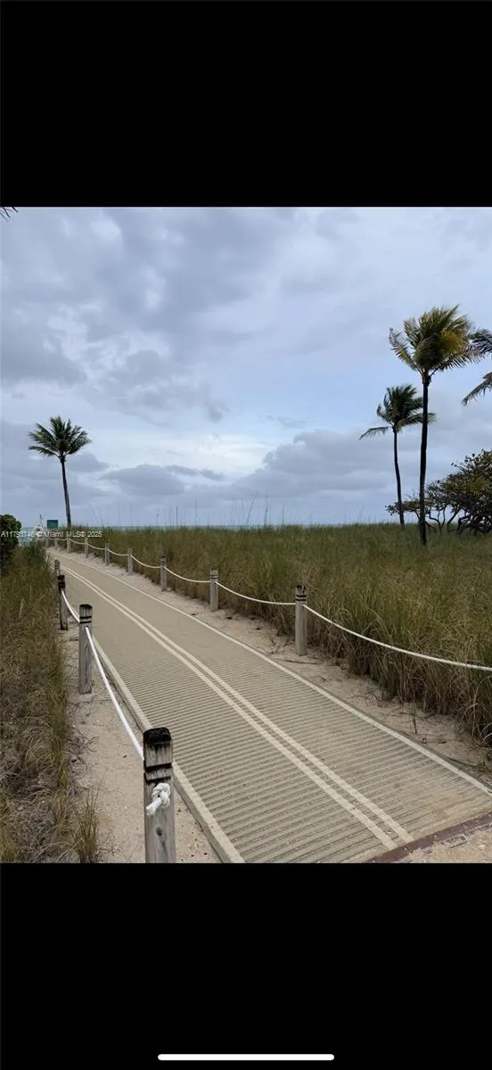 Bal Harbour, Florida 33154, United States, 3 Bedrooms Bedrooms, ,3 BathroomsBathrooms,Residential,Active,119527