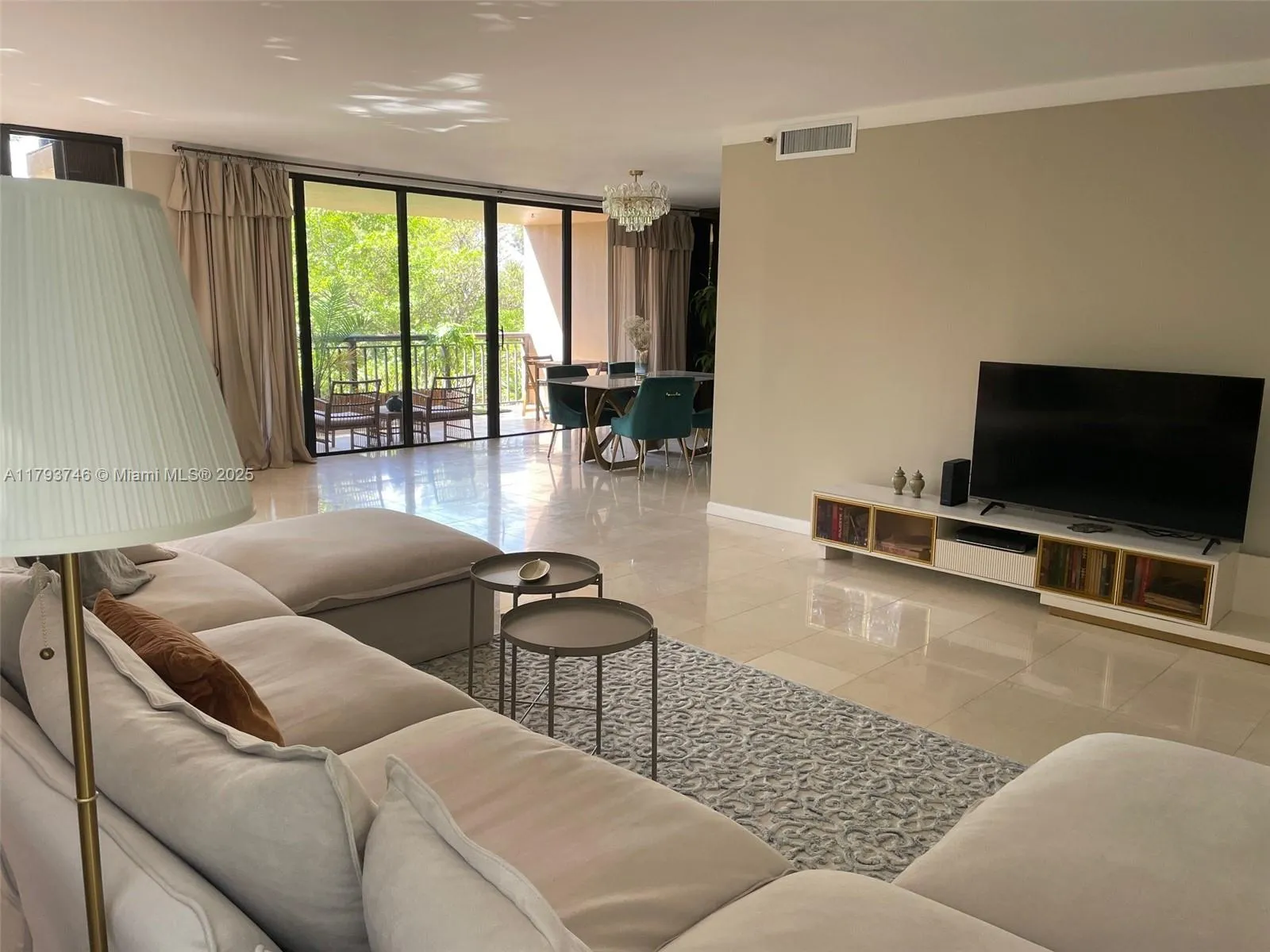 Bal Harbour, Florida 33154, United States, 3 Bedrooms Bedrooms, ,3 BathroomsBathrooms,Residential,Active,119527