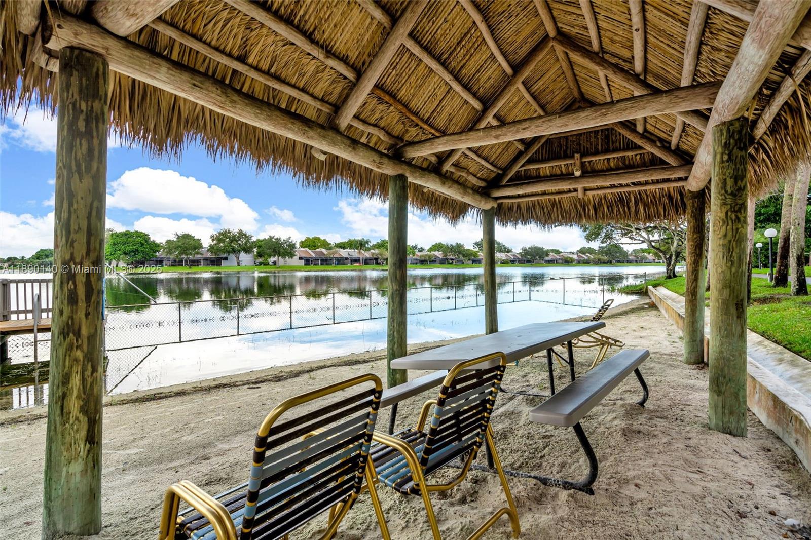 COLONY POINT 3 CONDO - Residential