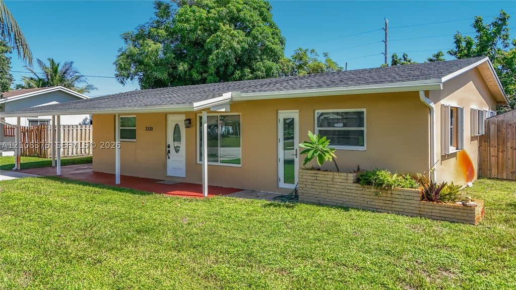 Photo of 3330 NE 14th Ter, Pompano Beach, FL 33064 (MLS # A12108375)