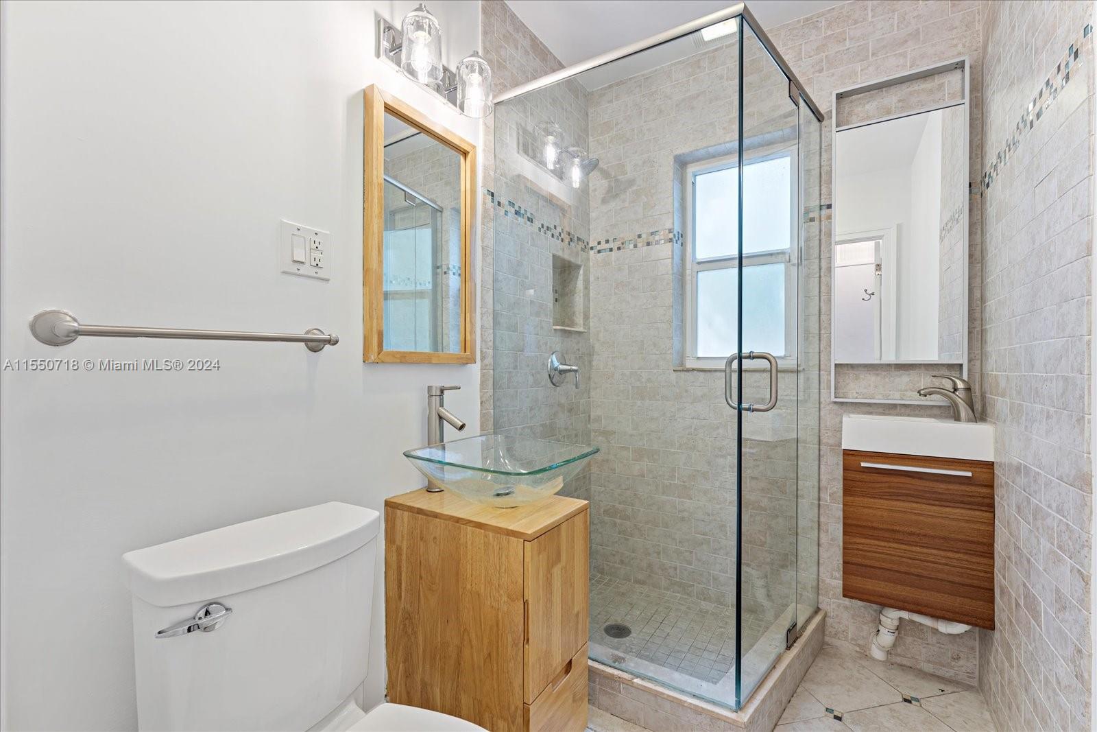 HOLMBERG & MC KEES - Residential Lease