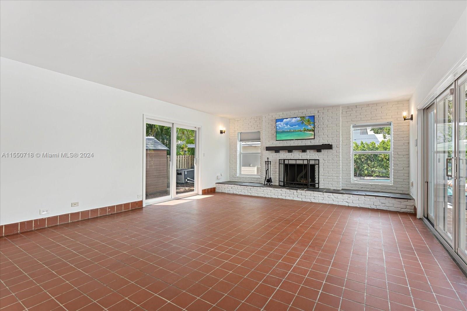 HOLMBERG & MC KEES - Residential Lease