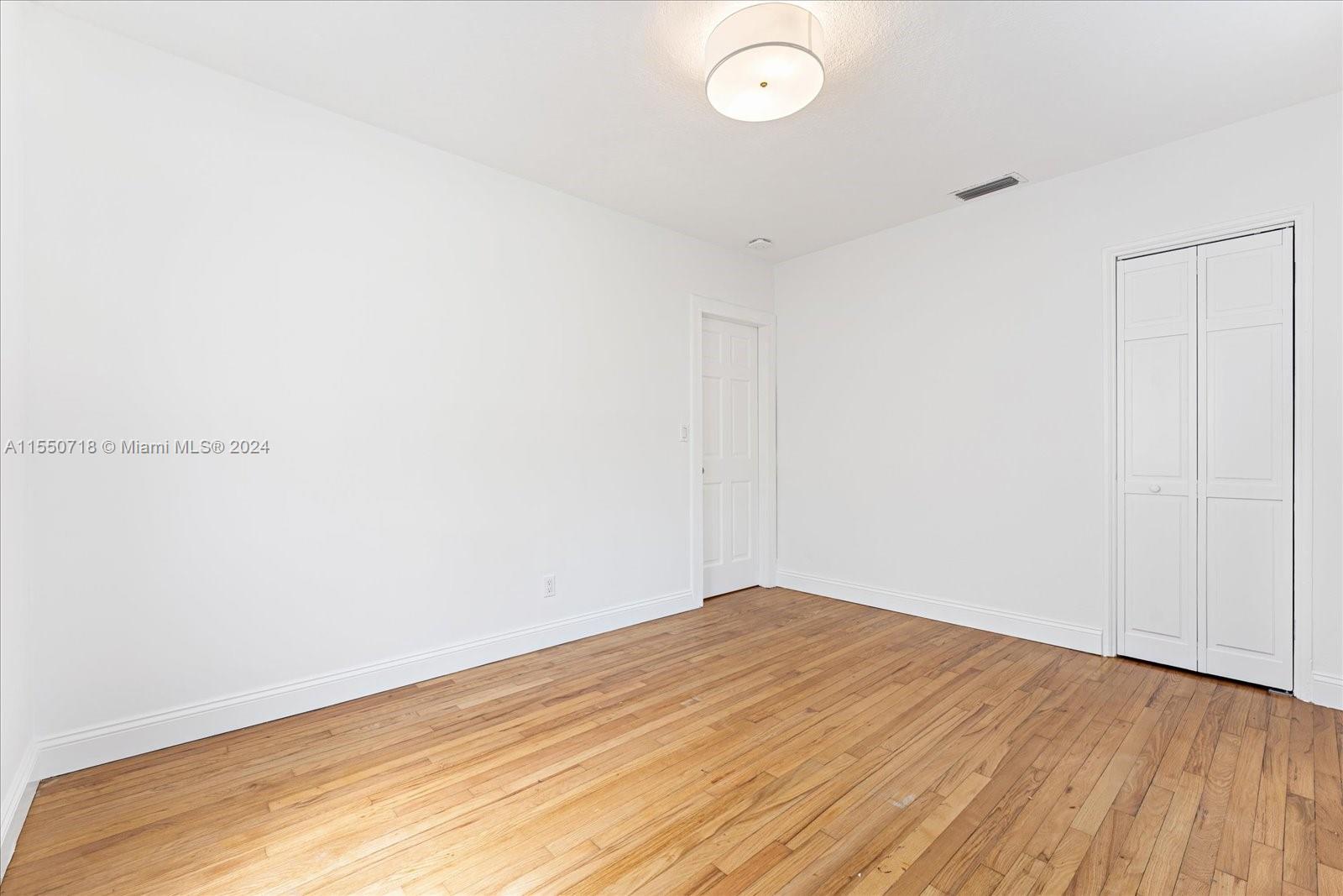 HOLMBERG & MC KEES - Residential Lease