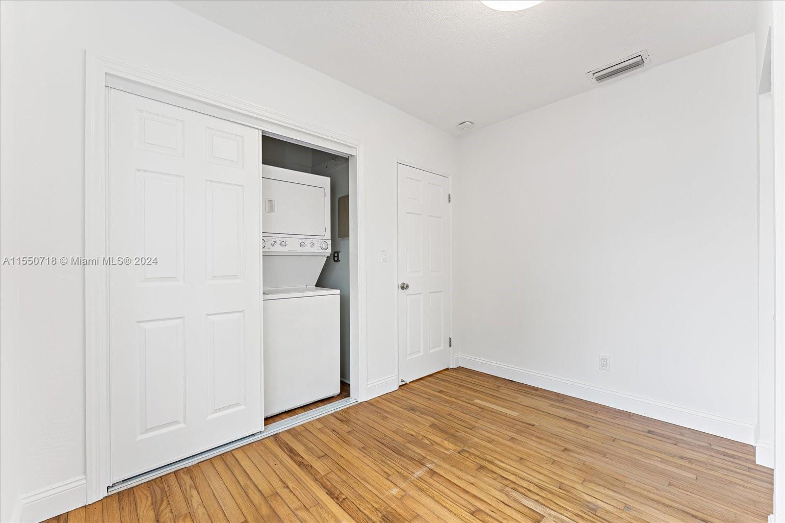 HOLMBERG & MC KEES - Residential Lease