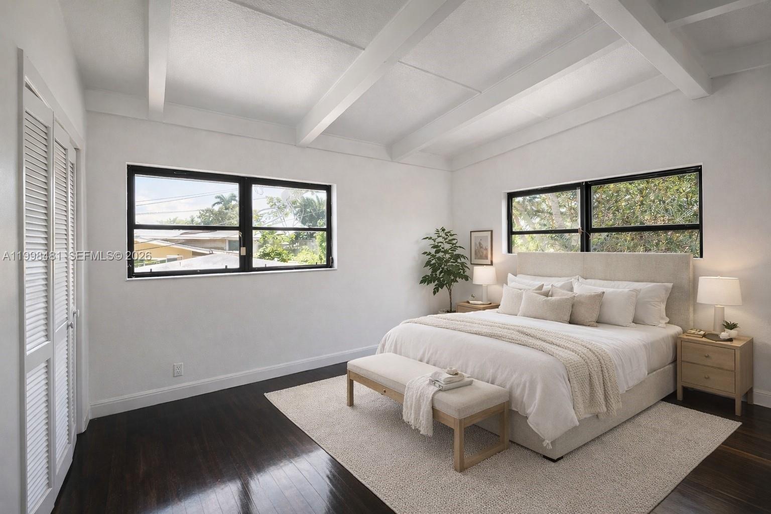 LAUDERDALE ISLES NO 2-BLK - Residential Lease