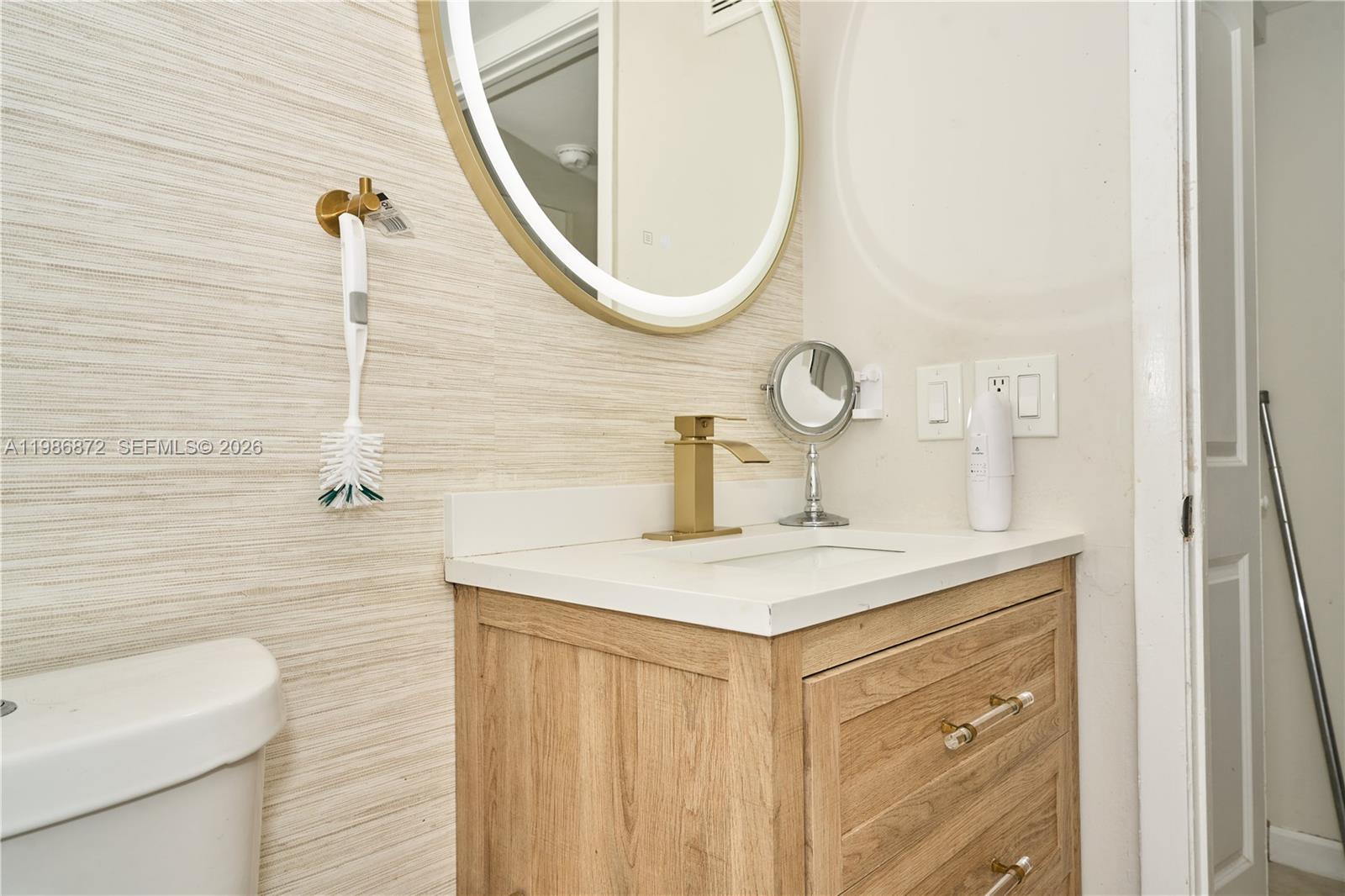SAGA BAY GARDENS CONDO - Residential